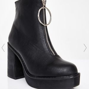 Current Mood FRANKY PLATFORM Boots 9M